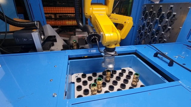 Electric Grippers for Industrial Robots? Why That’s no Longer a Contradiction.