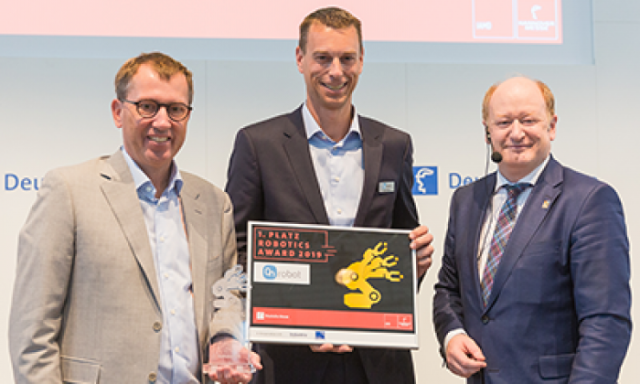 OnRobot's Gecko Gripper Takes Home the Robotics Award at Hannover Messe